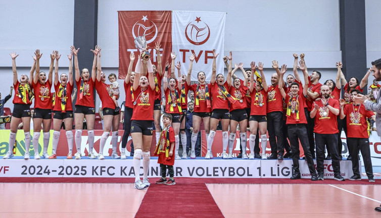 Göztepe, Sultanlar Ligi’ne Yükseldi: 20 yıl sonra geri döndü