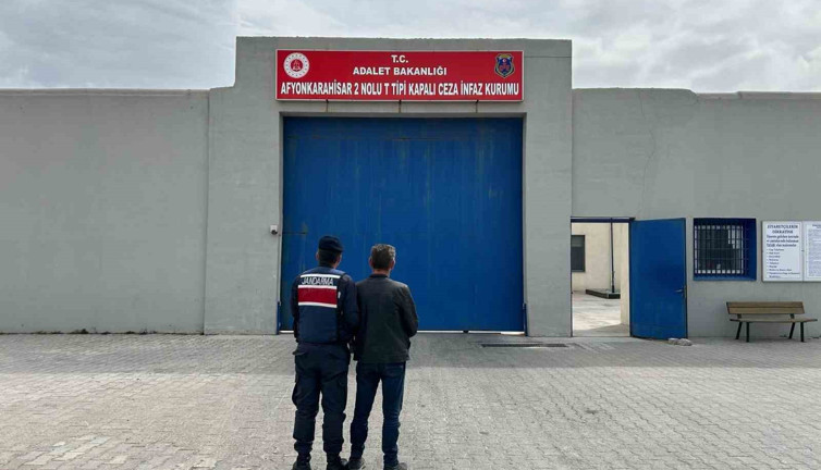 5 yıl hapis cezasıyla aranıyordu, jandarma yakaladı!