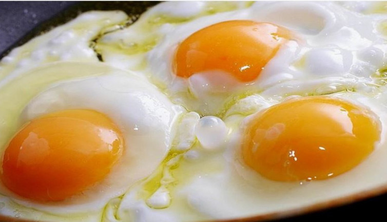 Yumurta sosyeteye düştü! 20 yıl önce işçi yemeğiydi. Fiyatlar uçuyor