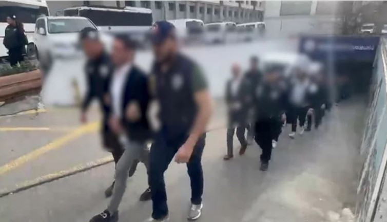 Medya patronu ve 20 kişi tutuklandı