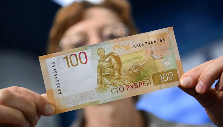 Ruble son 22 ayın zirvesine ulaştı