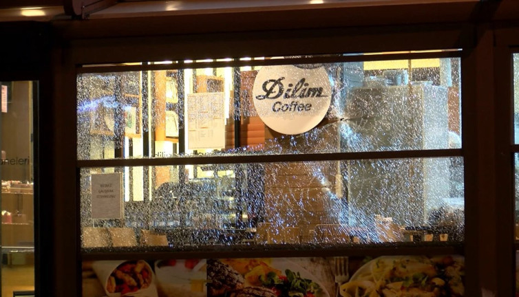 Ümraniye'de 2 pastane art arda kurşunlandı