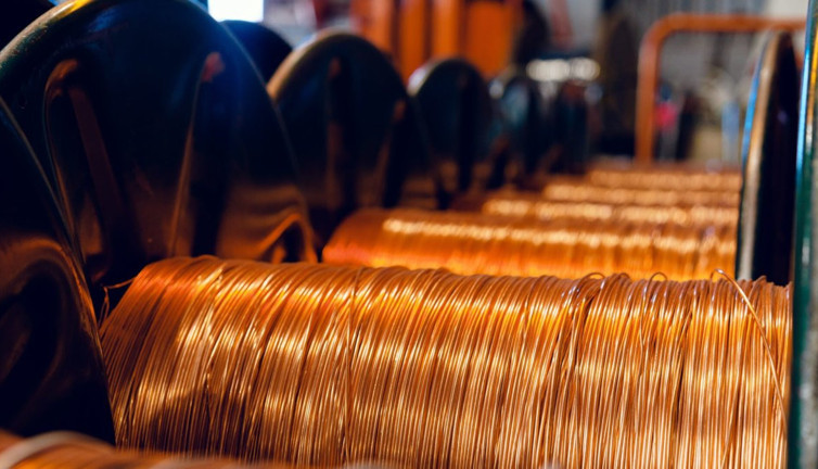 Bakır fiyatları arz daralmasıyla yükseldi