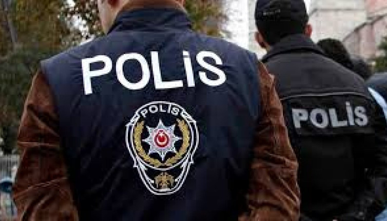 Adana'da silah ile bıçaklar havada uçuştu! Can kaybı var