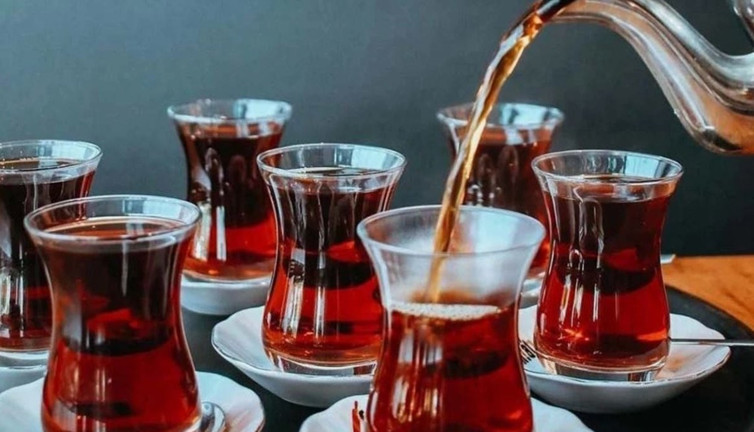 Ünlü çay ve kahve şirketi iflasını istedi. Türkler de bardak bardak içiyordu