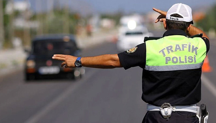 Trafikte ağır cezalar geliyor! Tam tamına 250 bin TL