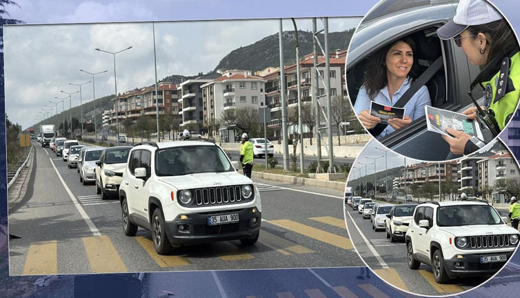 Bayramda herkes turizm cennetine akın etti! Kilometrelerce araç kuyruğu oluştu...