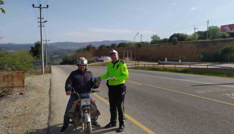 Karacasu’da sürücüler denetlendi