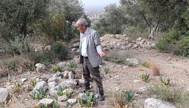 200 mezarın durumu perişan