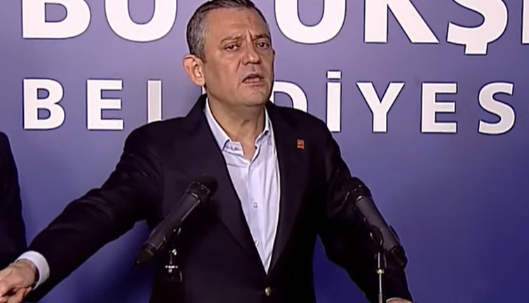 Özgür Özel Saraçhane'de çarpıcı açıklamalarda bulundu