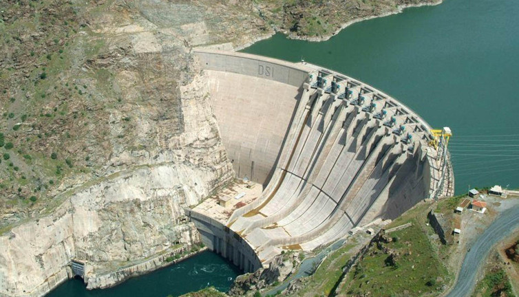 Türbin çarkı 40 yıl sonra yenilendi! Her yıl binlerce kişinin elektrik ihtiyacını karşılıyor