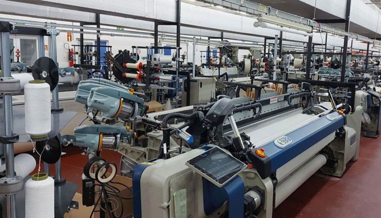 Türkiye'nin 46 yıllık tekstil devi iflasla boğuşuyor. Çalışanları işsiz kalma korkusu sardı