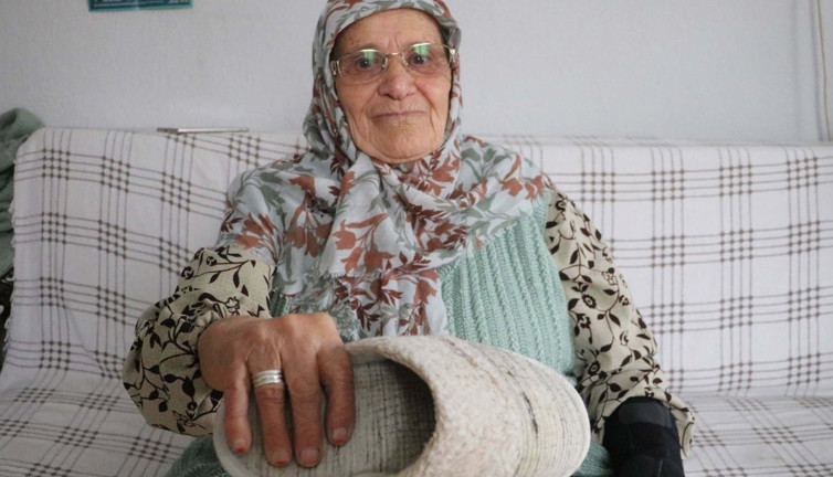 Annenin terliği 'silah' sayıldı! 4 yıl 2 ay hapis cezası aldı: Karar onanırsa 80 yaşında cezaevine girecek