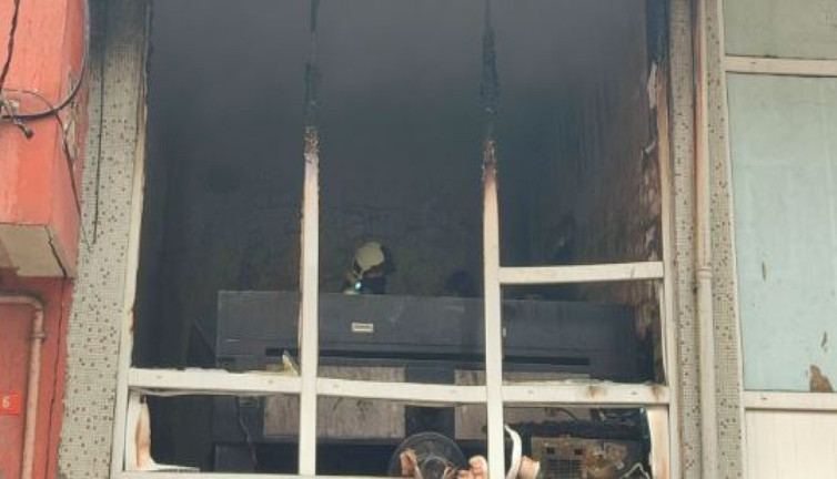 Bağcılar’da bayıltan yangın