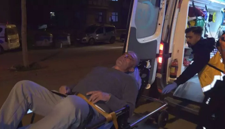 Havaya ateş açıp tartıştığı babasını yüzünden yaraladı