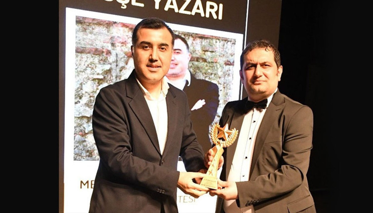 Yeniçağ yazarına ödül! Mehmet Şahincileroğlu En İyi Köşe Yazarı seçildi