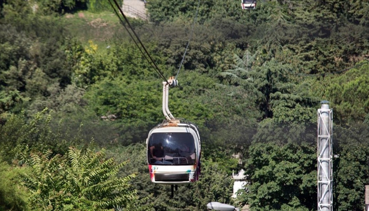 İstanbul'daki teleferik seferlerine "olumsuz hava" engeli