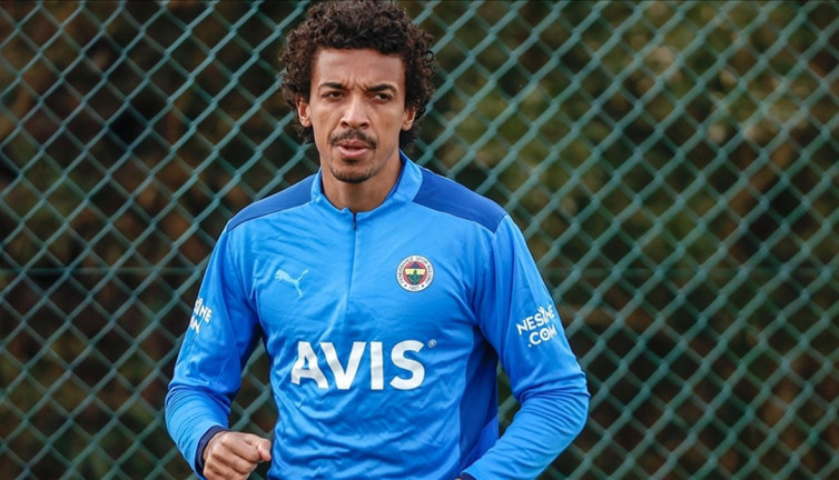 Fenerbahçe'den Luiz Gustavo'ya "geçmiş olsun" mesajı