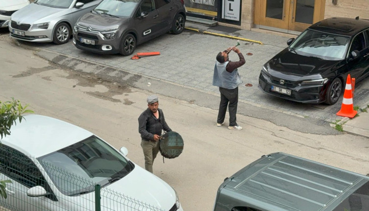 Adana'da karnavalı bile fırsat bildiler!