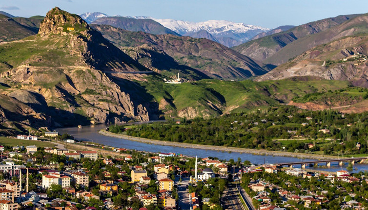 Evliya Çelebi’nin kalesinde kazı heyecanı