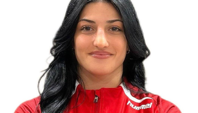 Milli güreşçi Kamaloğlu gümüş madalya kazandı