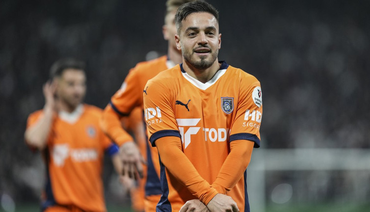 Yusuf Sarı, Başakşehir formasıyla 3. golünü attı