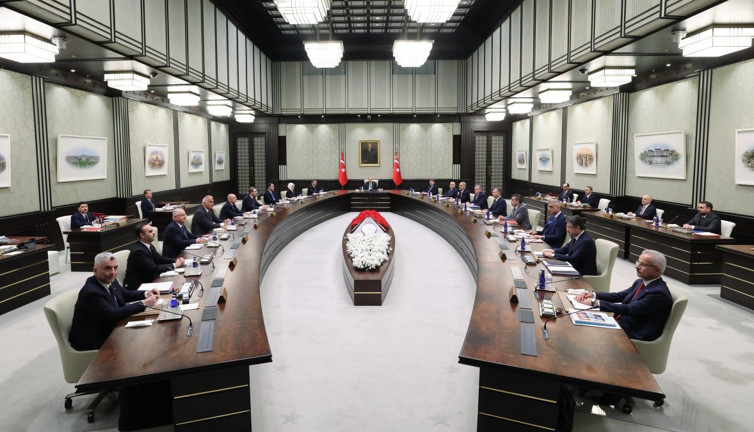 Kabine toplantısı başladı. Erdoğan'ın açıklama yapması bekleniyor (15 Nisan 2025)