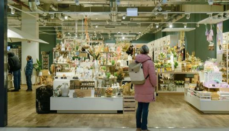 Dev zincir çöküyor 100 mağazasını kapatıyor. 2 bin kişi işsiz kalacak