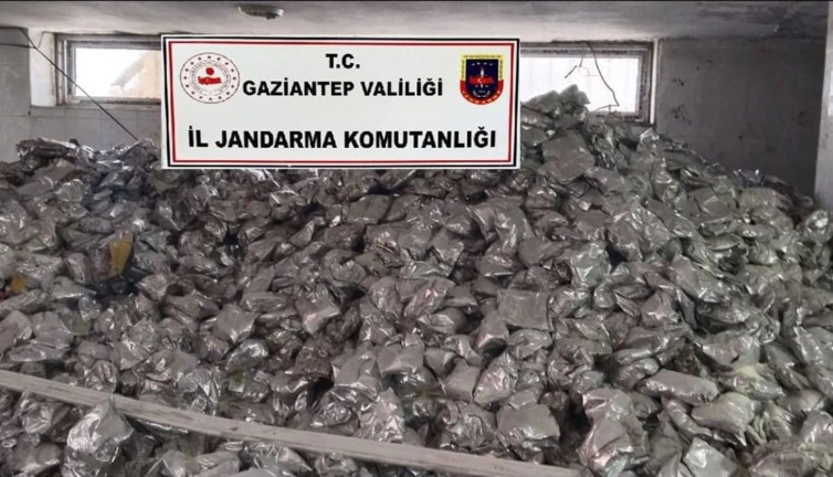 Sahte bebek mamalarına operasyon! 10 ton 850 kilogram ele geçirildi