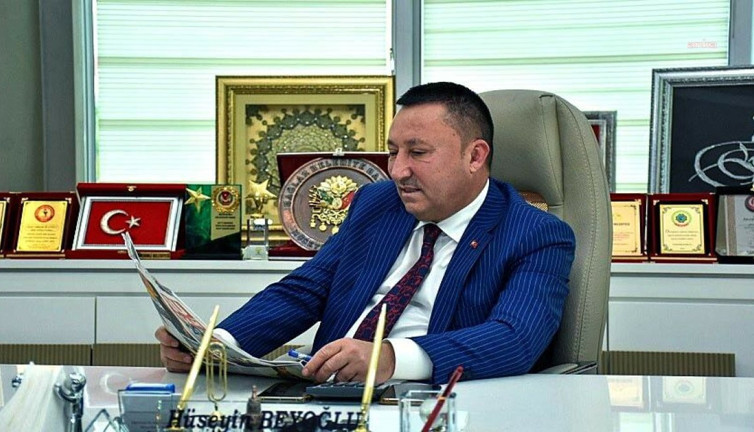 AKP'li belediye başkanı hakkında tahliye