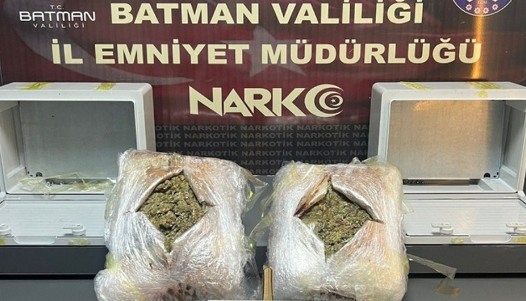 Kargo yoluyla uyuşturucu sevkiyatı: Tutuklamalar var