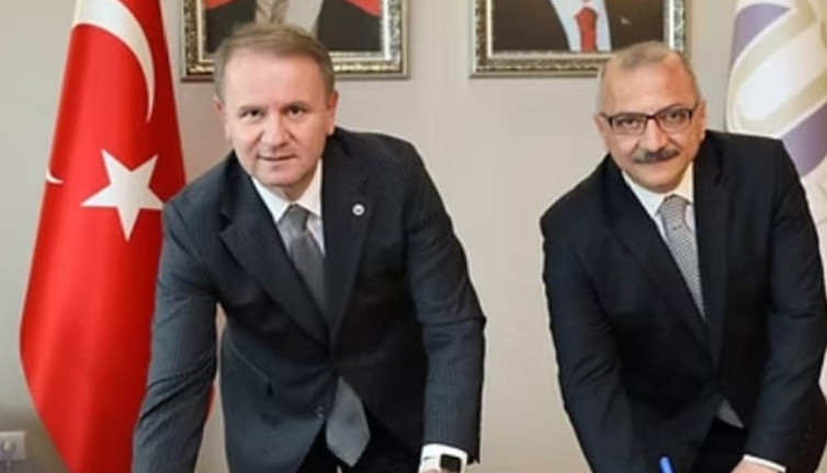 Ordu Üniversitesi Ulubey Meslek Yüksekokuluna Yönelik Akademi-Sektör İş Birliği Protokolü İmzalandı