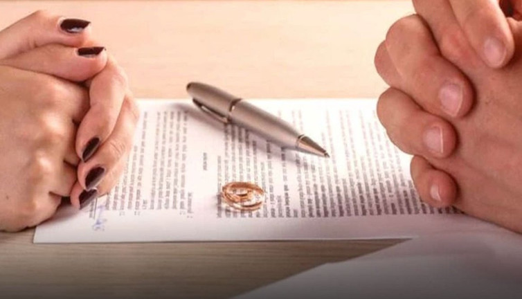 Bunu yapan yandı... Boşanma aşamasındaki eşler dikkat! Yüklü tazminat ödeyecek