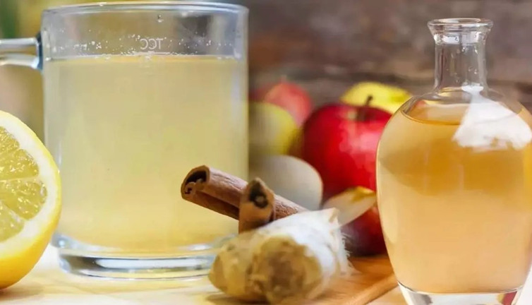 Limonlu su mu, sirkeli su mu? Hangisi daha sağlıklı? İşin uzmanları anlatıyor