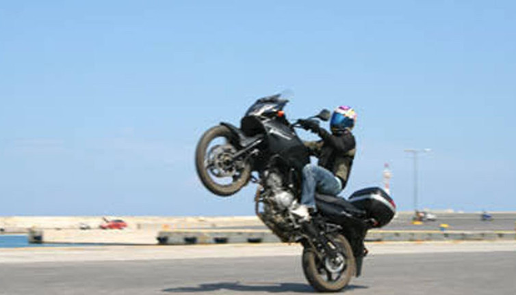 Motosiklet kullananlar dikkat! Ön tekerleği kaldırmanın cezası 41 bin TL