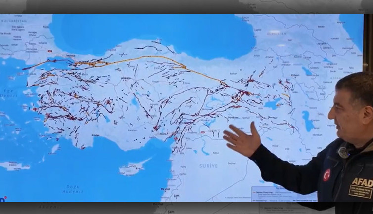 AFAD'tan uykuları kaçıracak deprem haritası! 485 diri fay hattı tespit edildi
