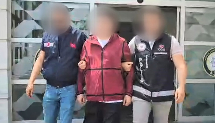 Tefecilik çetesine polis baskını: Milyonlar ele geçti