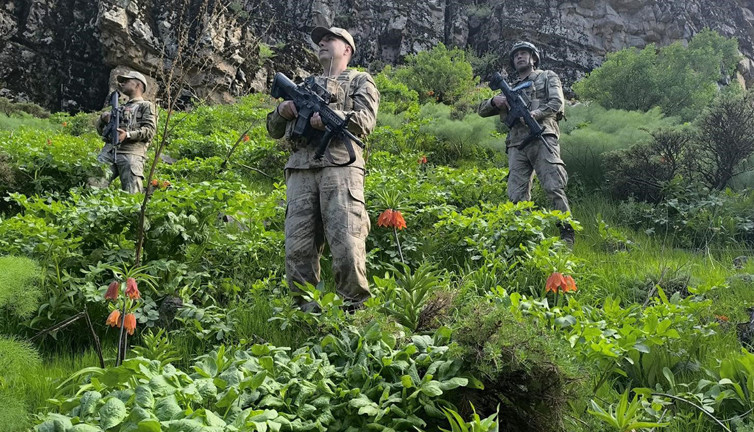 Hakkari’de 20 günlük mucize! Jandarma devreye girdi