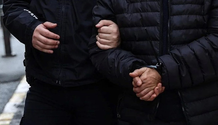 Firari FETÖ hükümlüsü eski hakim yakalandı