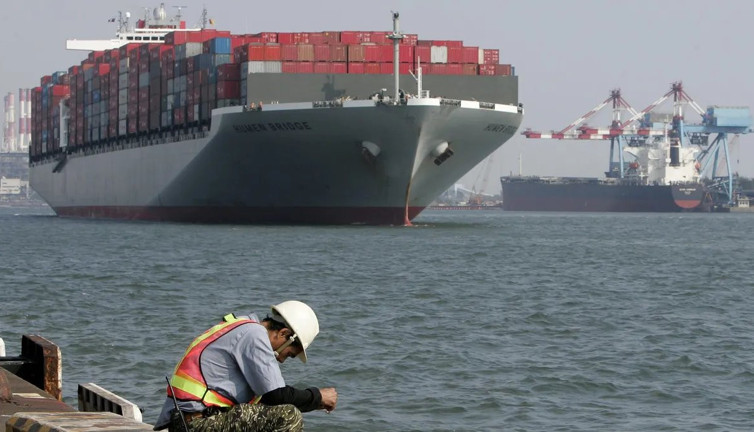 Çin gemileri ABD'nin yolunu unuttu: Pandemiden beri ilk kez oluyor