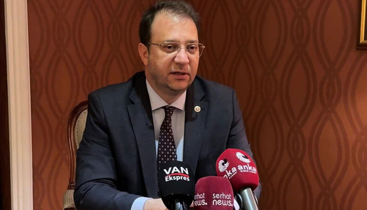 CHP’li Milletvekili İnan Akgün Alp'e uyarı cezası