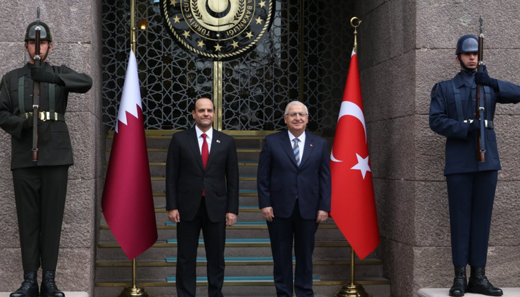 Milli Savunma Bakanı Güler, Katarlı mevkidaşı Al Sani ile bir araya geldi