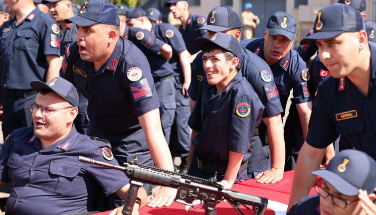 Aksaray’da özel gençlerin unutulmaz askerlik günü