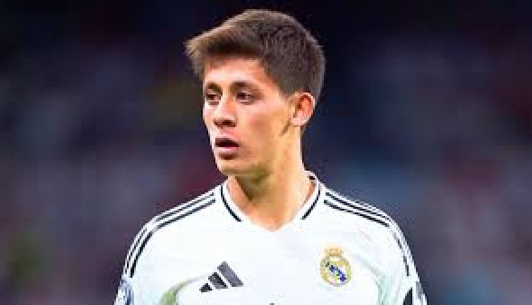 Real Madrid transferi açıkladı! İşte Arda Güler'in 58 milyon euroluk yeni takım arkadaşı...