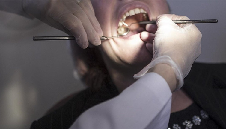 Eksik dişi olanlar dikkat! Prof. Dr. Özkan bilinmeyen gerçekleri açıkladı: Bu hastalıklara davetiye çıkarıyor