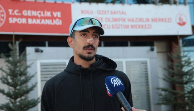 Milli atlet Ozan Bayram, Çekya'da rekor kırdı