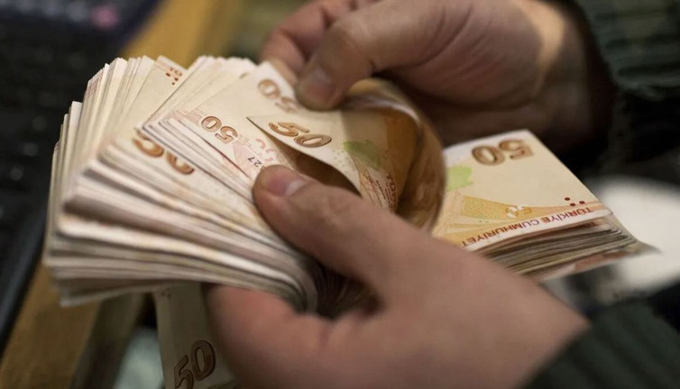 250 bin liranın faiz getirisi uçtu. Bir banka rakiplerini arkasına aldı