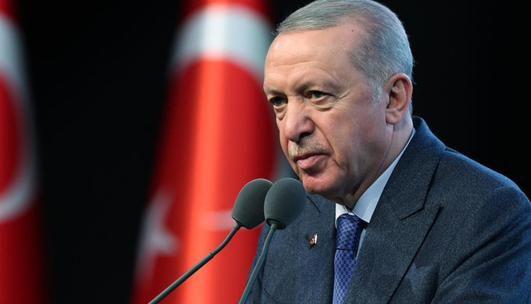 Erdoğan'a tavsiye gibi uyarı! Anketlerde AKP'nin mum gibi erimesi harekete geçirdi...