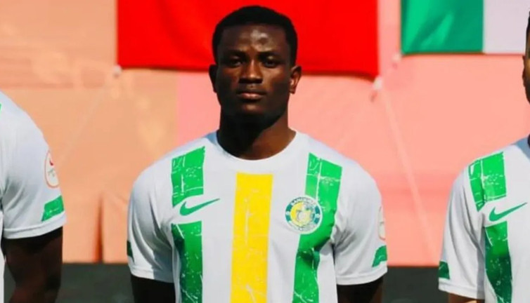 Fenerbahçe'nin gündemindeki futbolcu için ardı ardına açıklamalar