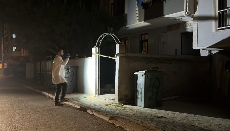 Silah sesi duyan komşular hemen koştu